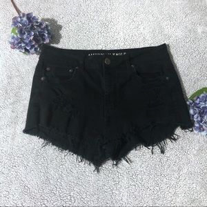 AEO Black Hi-Rise Distressed Shorts sz 8 {195}